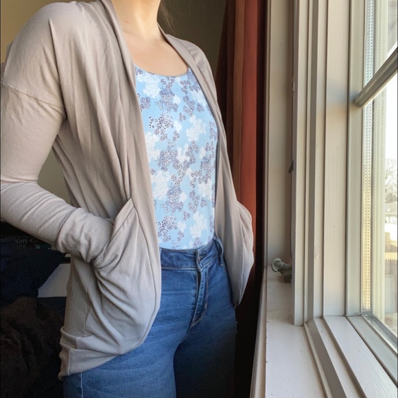 Handmade size xs cardigan - Picture 3 of 6